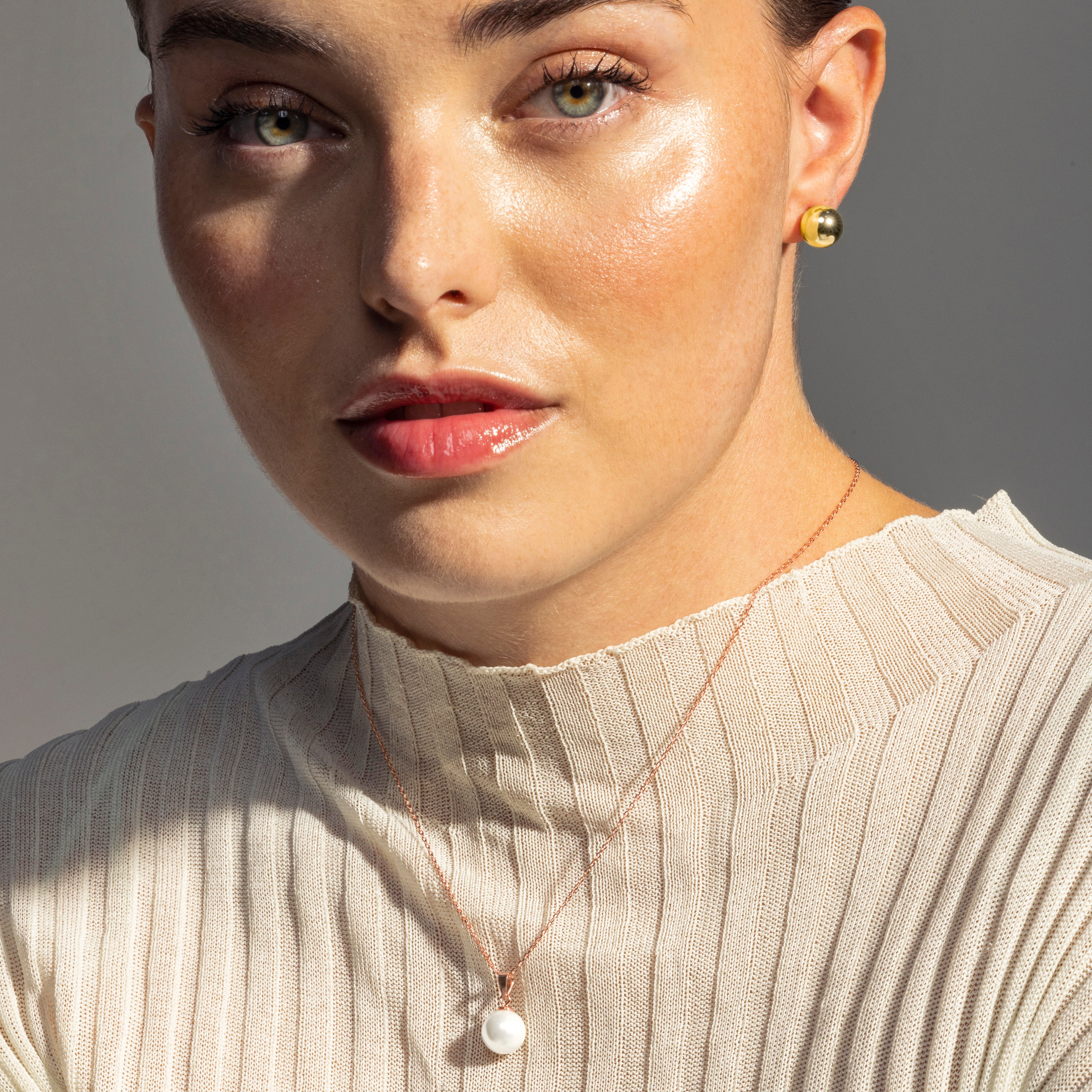 Pendientes acabado oro 18K - Gnis - Image 6