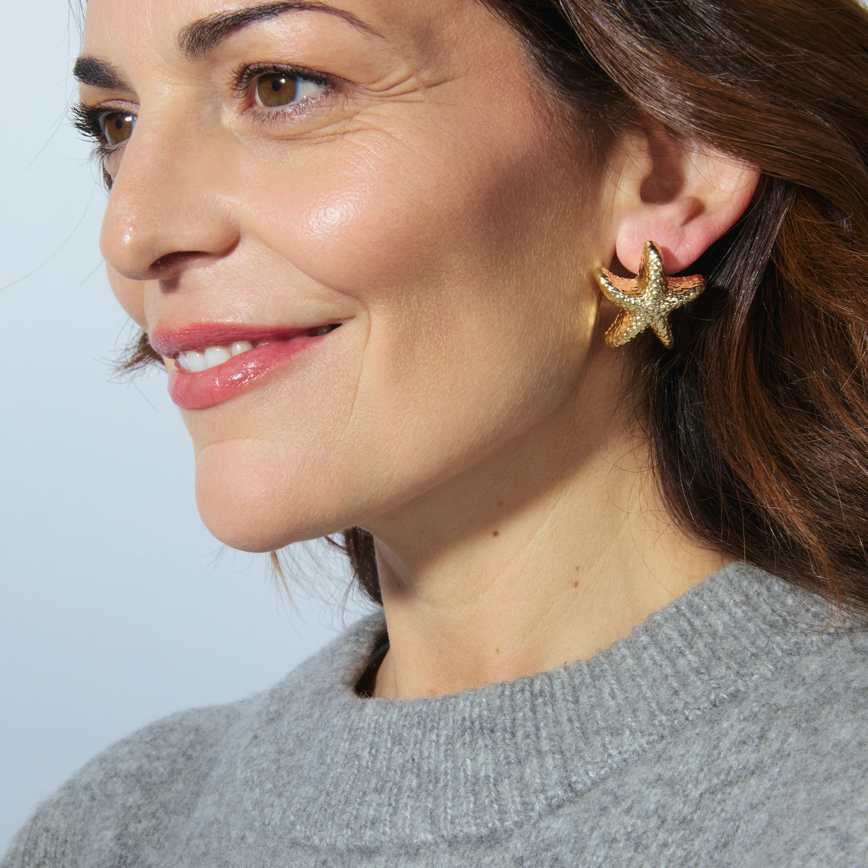 Pendientes acabado oro amarillo de 18k y Circonita Brillante - Bellah - Image 6