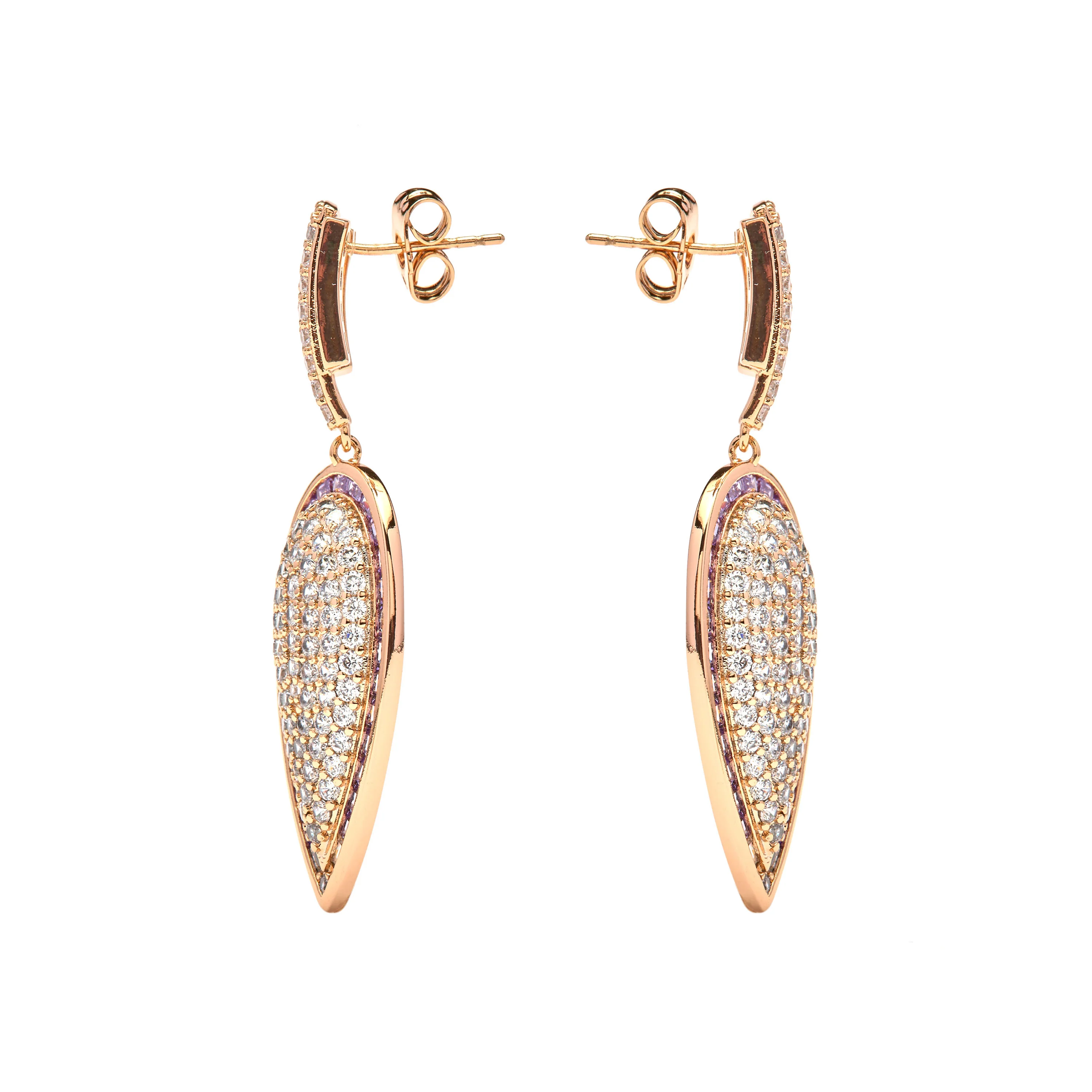 Pendientes de Circonita Amatista acabado en oro amarillo de 18k - Halek - Image 3
