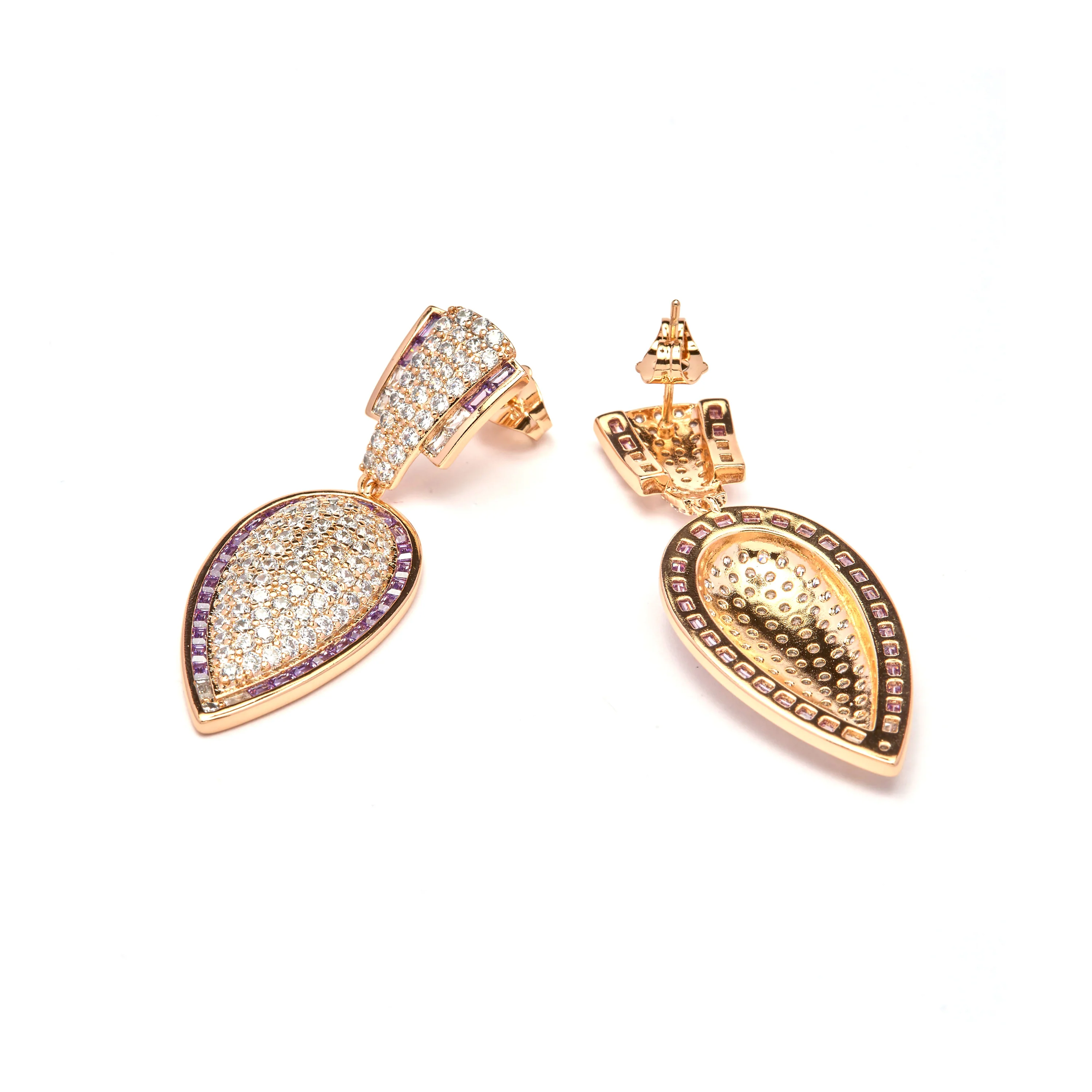 Pendientes de Circonita Amatista acabado en oro amarillo de 18k - Halek - Image 4