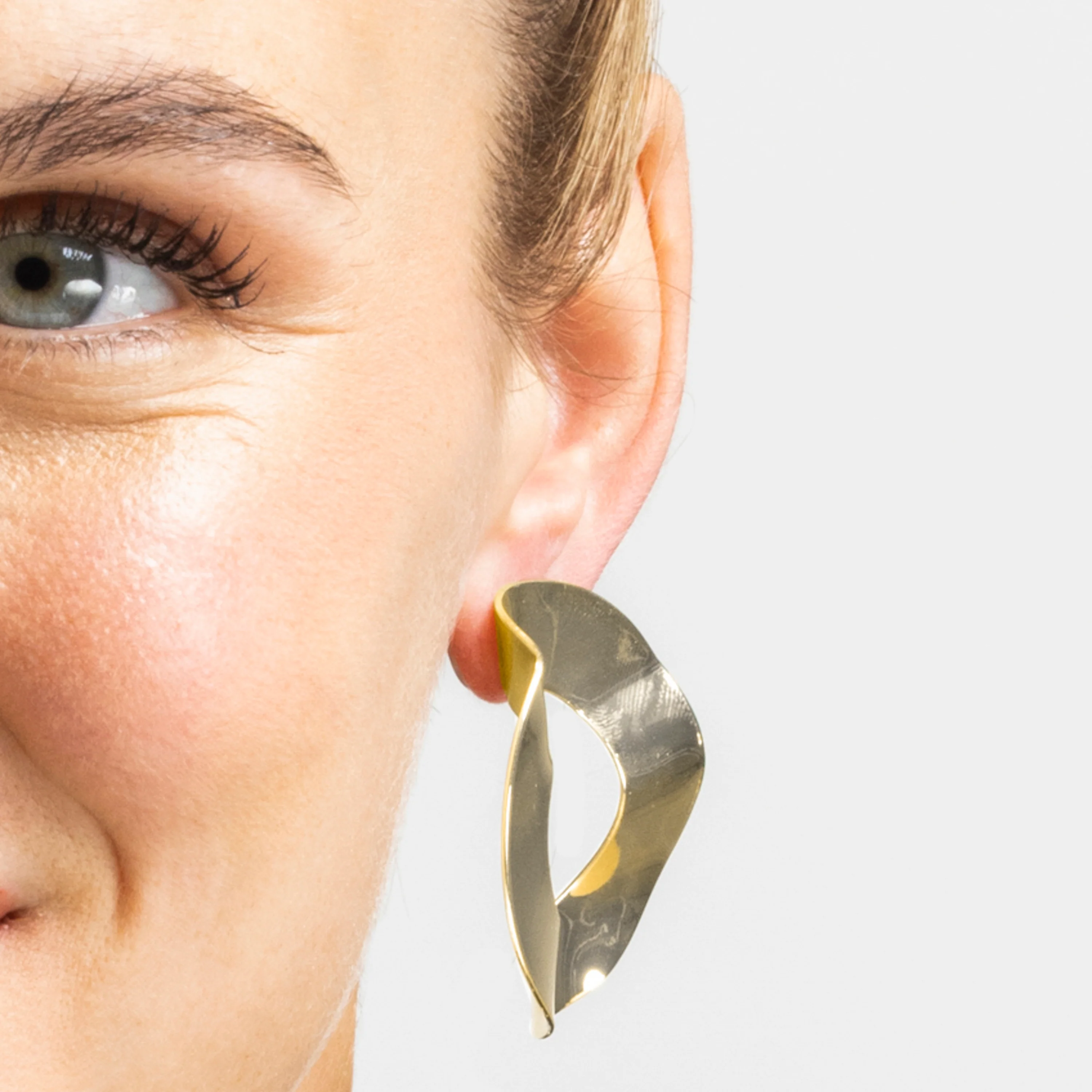 Pendientes acabado oro 18k - Shumi - Image 3