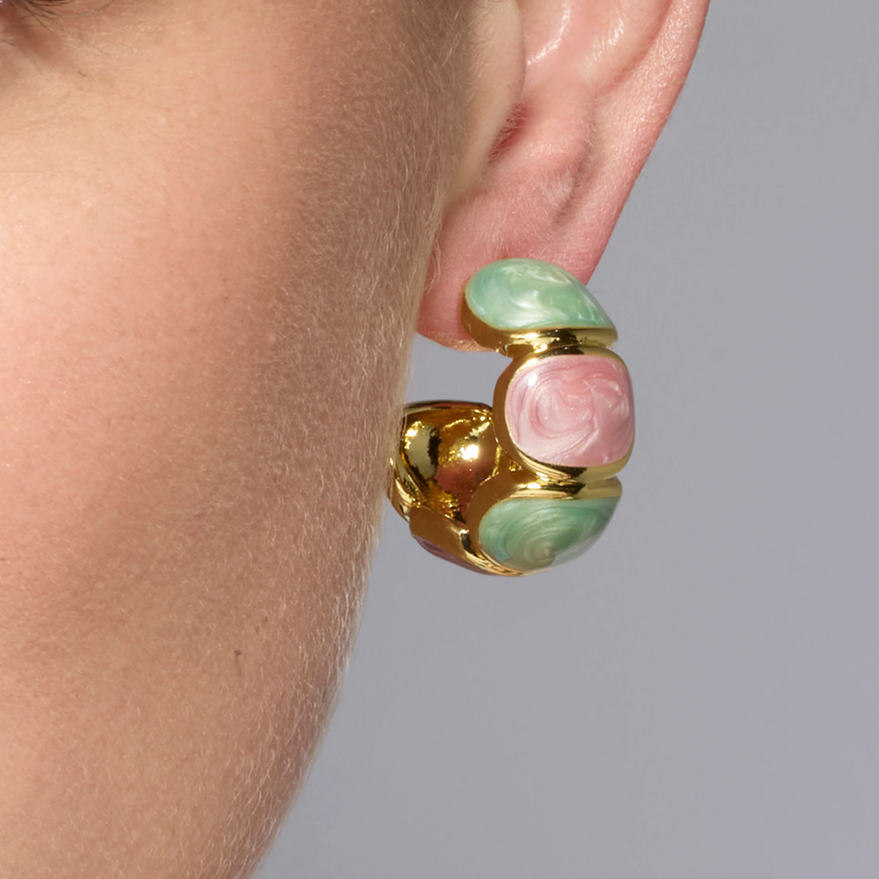 Pendientes Tydra de Lacado Multicolor acabado oro amarillo de 18k - Image 4
