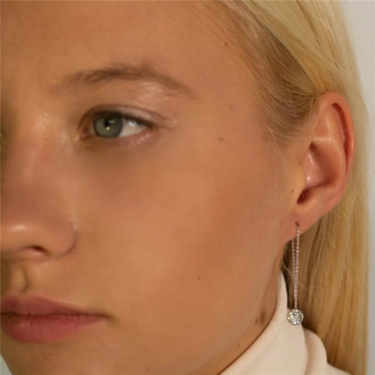 Pendientes Essential Plata De Ley 925 - Ziri BLANCO - Image 2