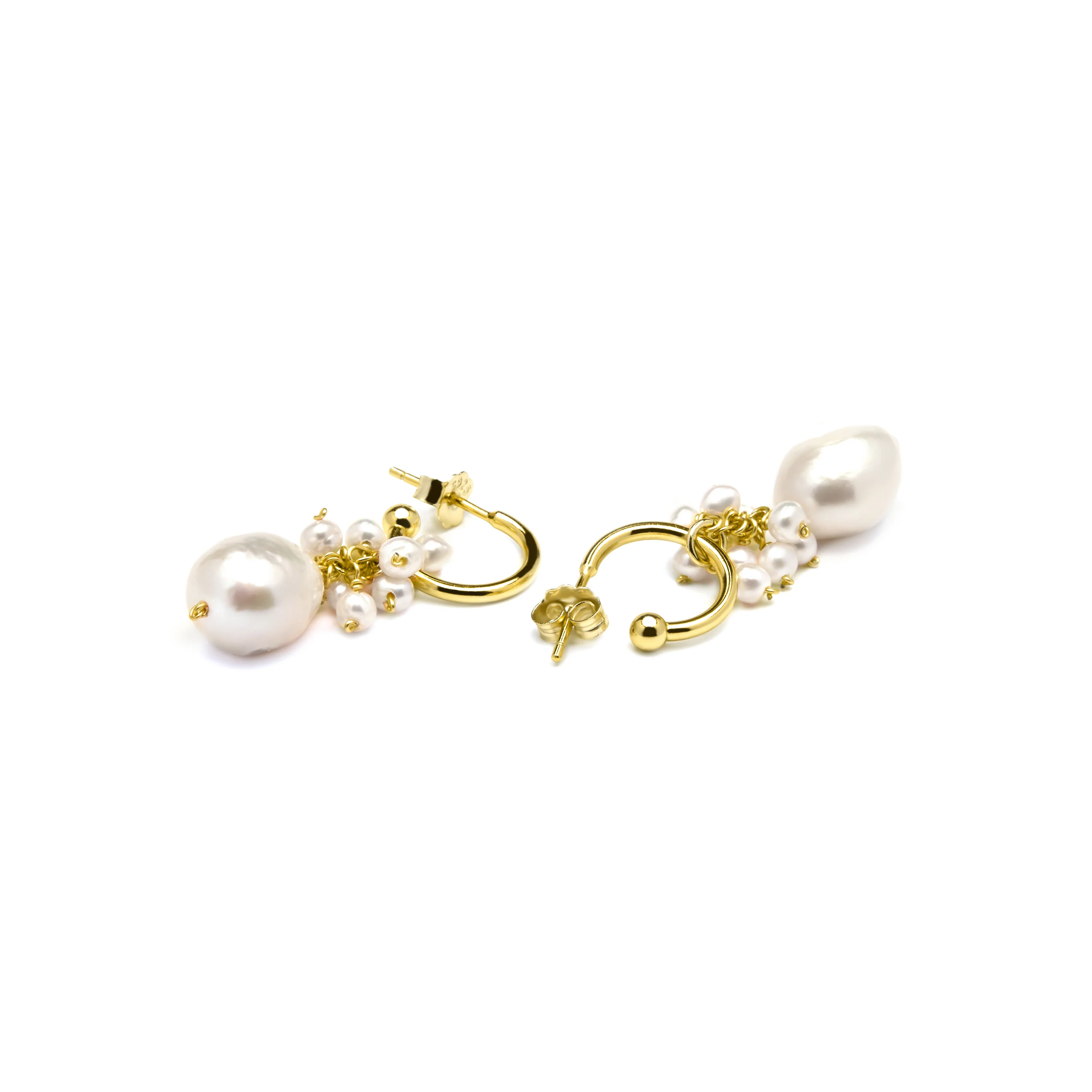 Pendientes de Plata de Ley 925 y Perla Blanca acabado oro amarillo de 18k - Zoqoyi - Image 4