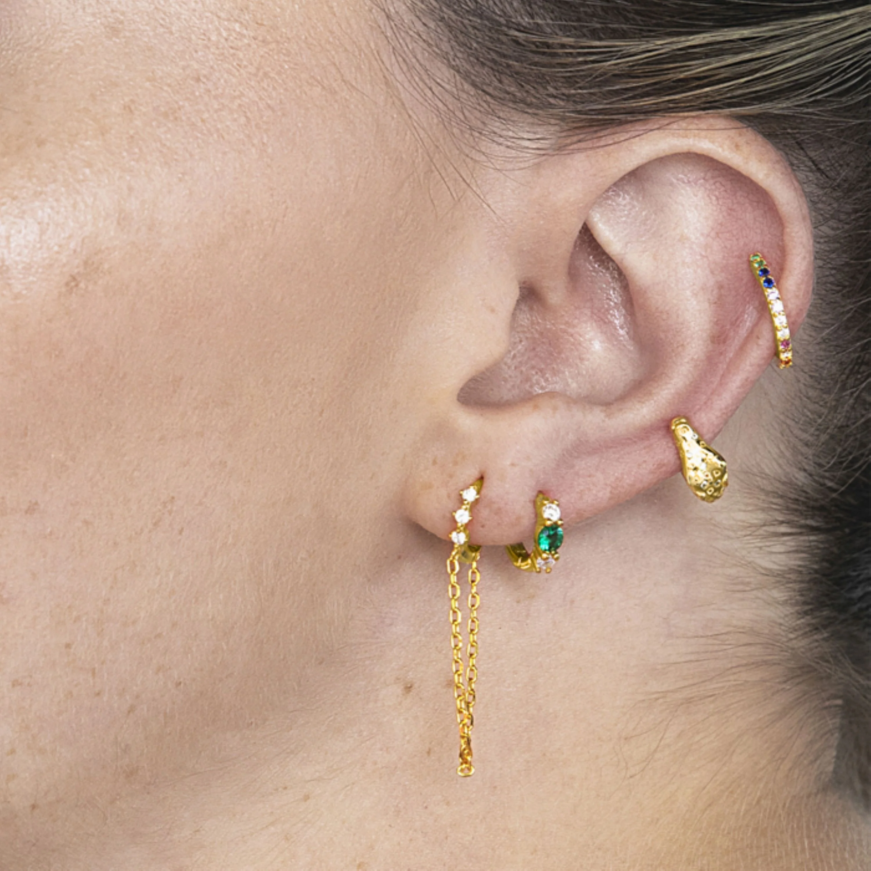 Piercing de Plata de Ley 925 con Circonita Esmeralda acabado en oro amarillo 18K - Silgren - Image 4