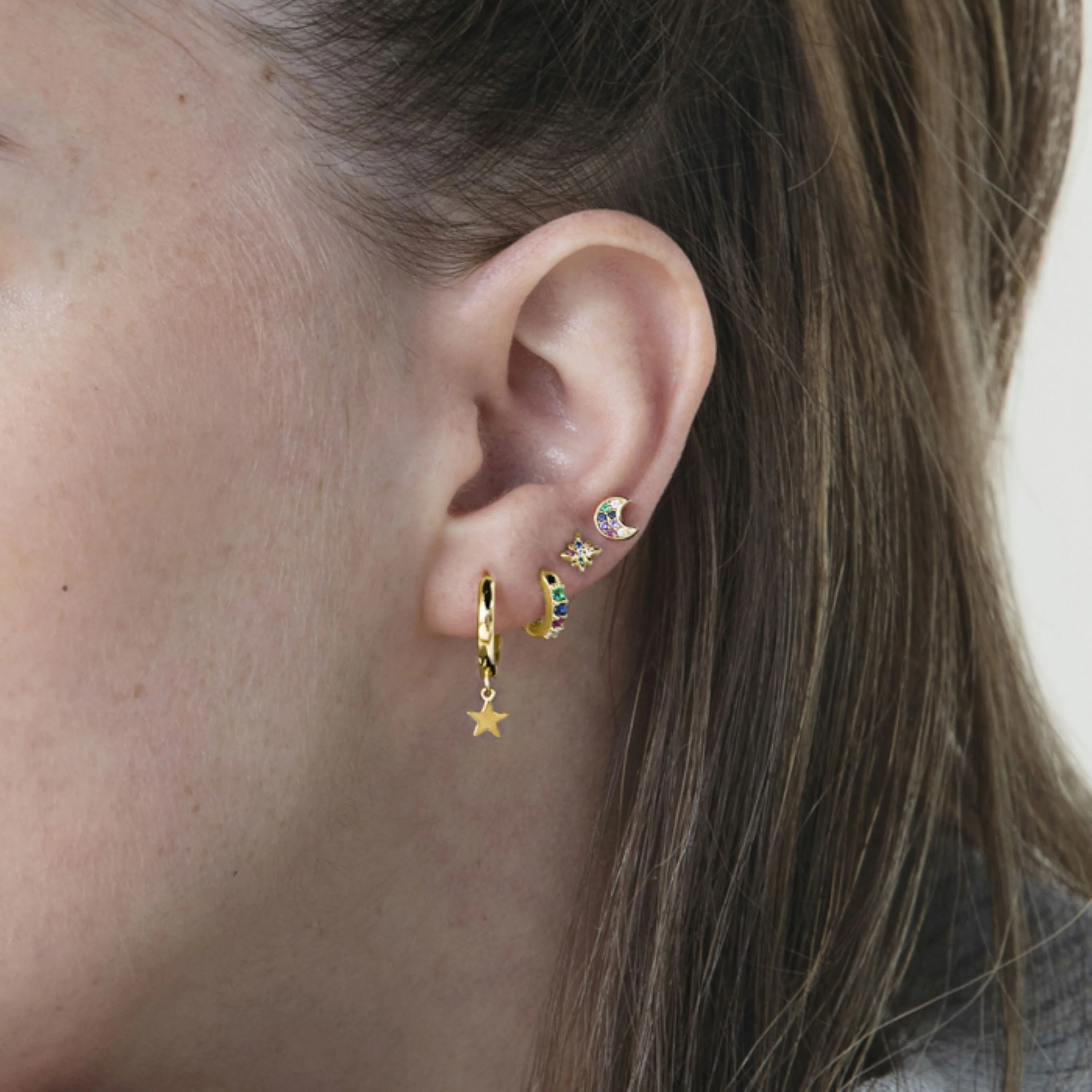 Piercing de Plata de Ley 925 con Circonita Multicolor acabado en oro amarillo 18K - Waruan - Image 4