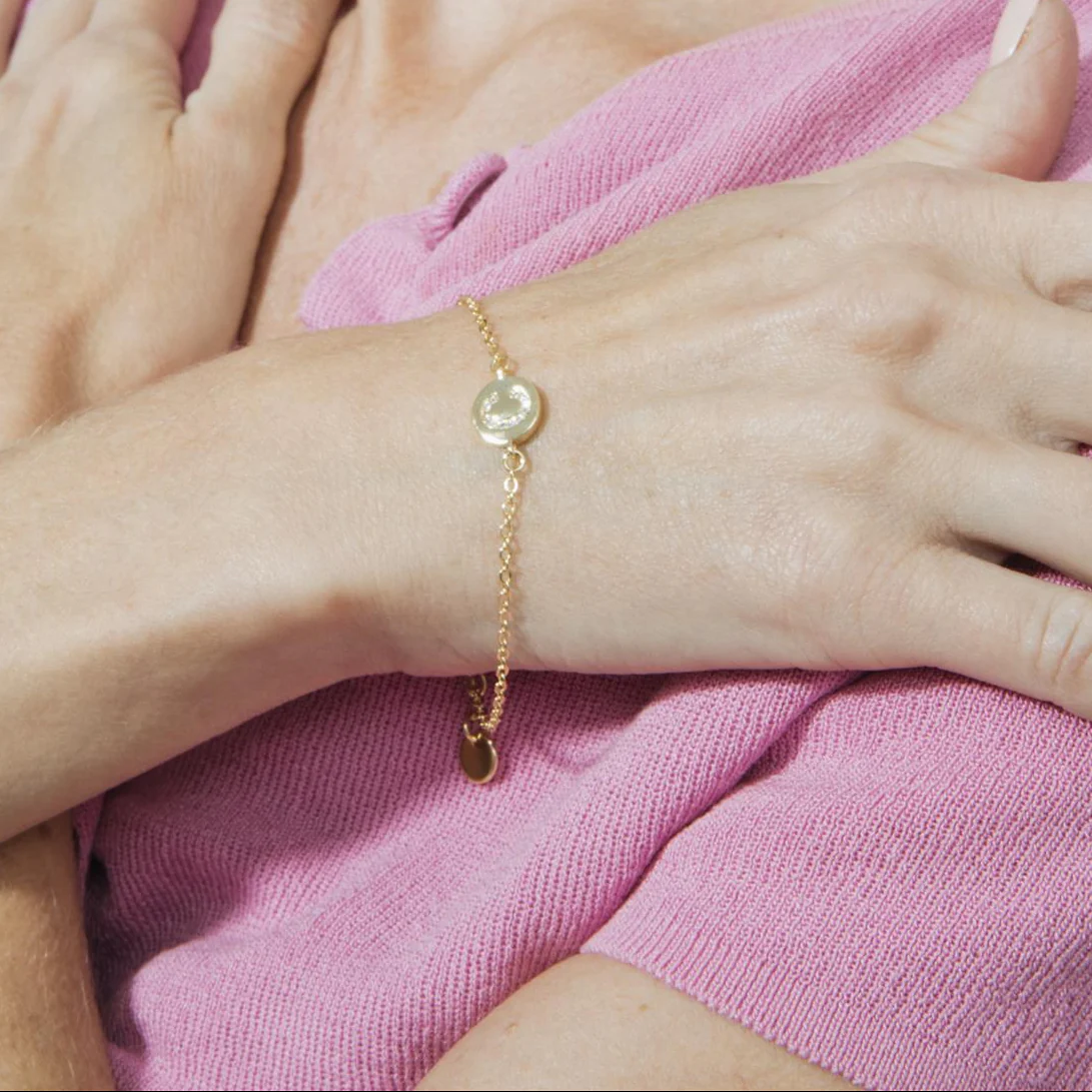 Pulsera con Circonita Brillante acabado oro amarillo 18k - Alphabet - Image 7