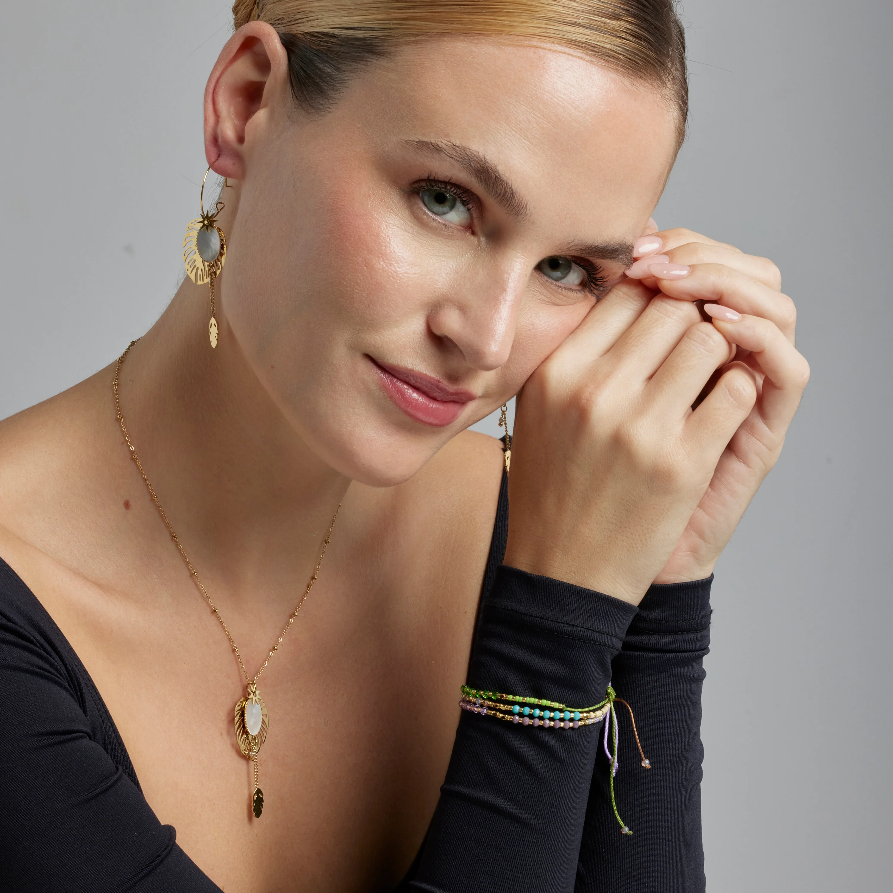 Pulsera con Cristal Verde acabado oro 18k - Anlako - Image 2