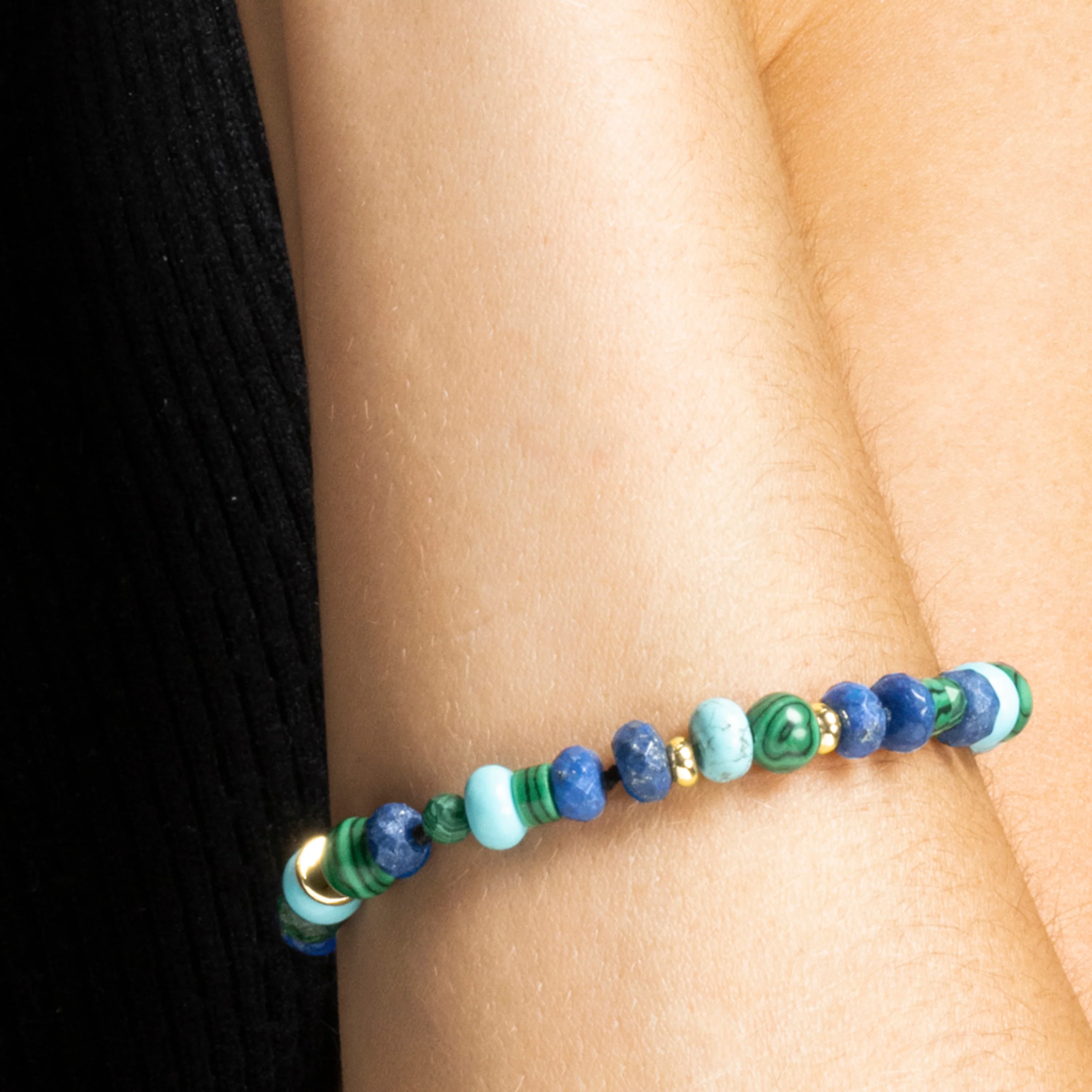 Pulsera con Lapislazuli Natural acabado oro 18k - Arru - Image 4