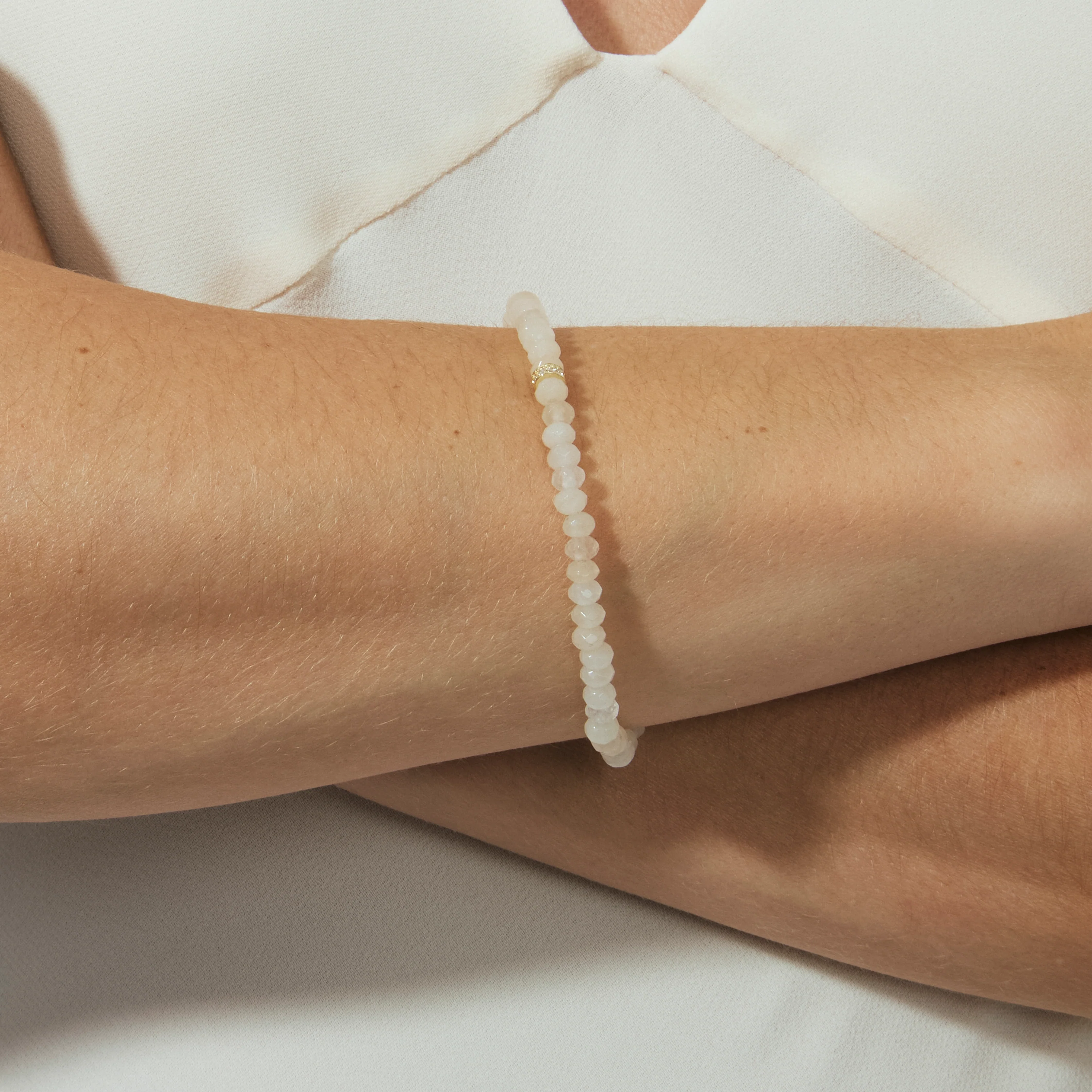 Pulsera de Cristal Blanco acabado en oro amarillo de 18k - Aming - Image 5