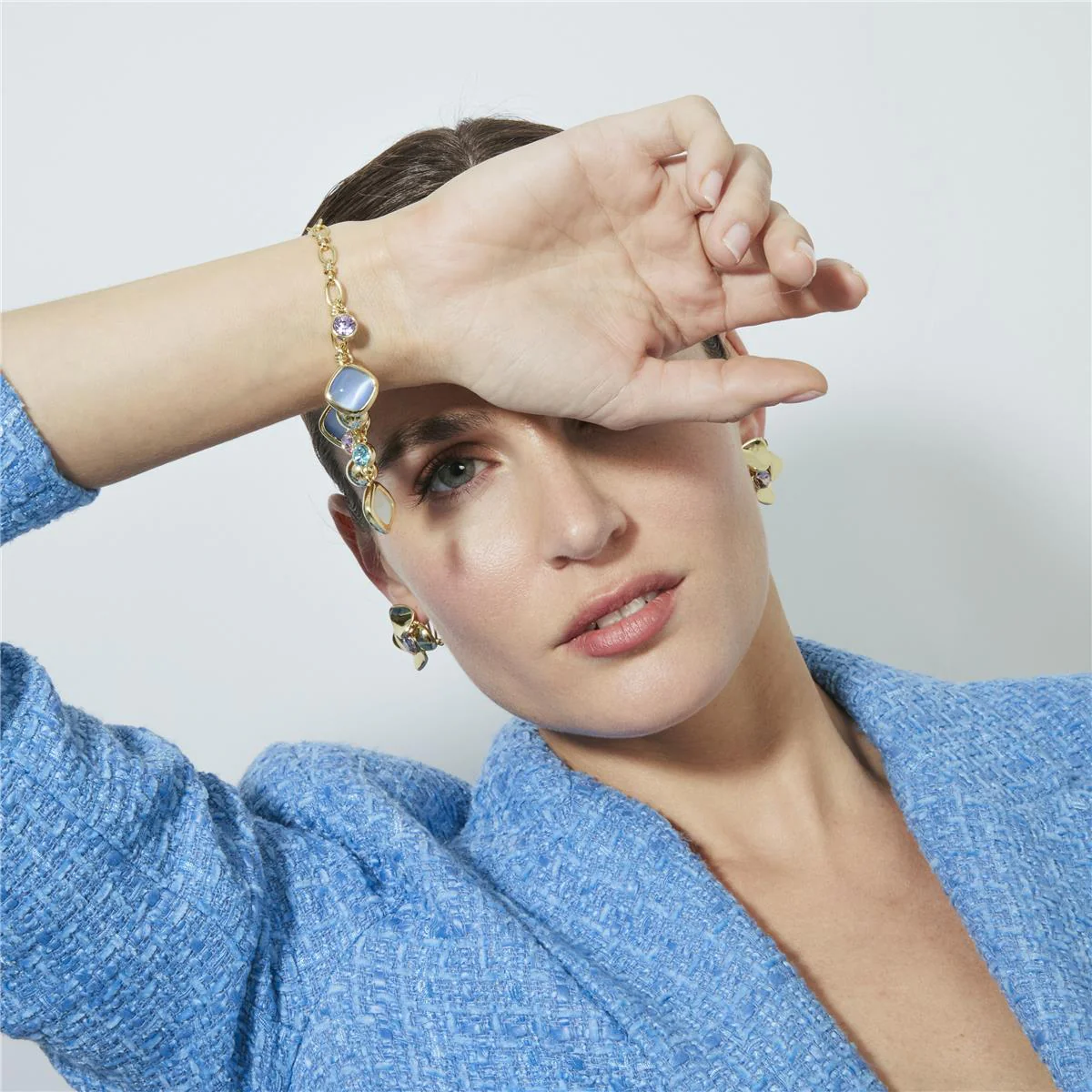 Pulsera de Ojo de Gato Azul acabado en oro amarillo de 18k - Mankao - Image 4