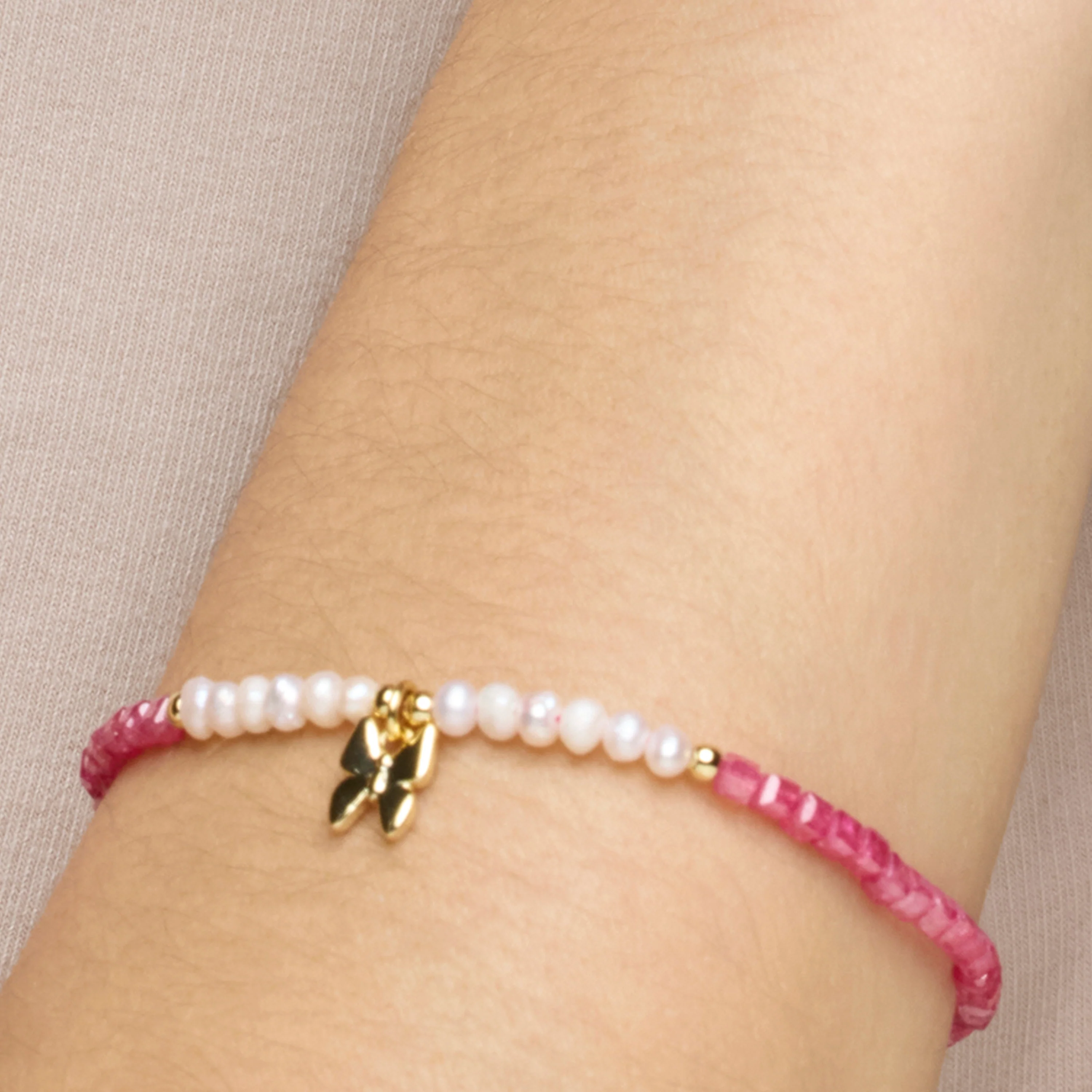 Pulsera de Plata de Ley 925 y Perla Blanca acabado oro amarillo de 18k - Gama - Image 4
