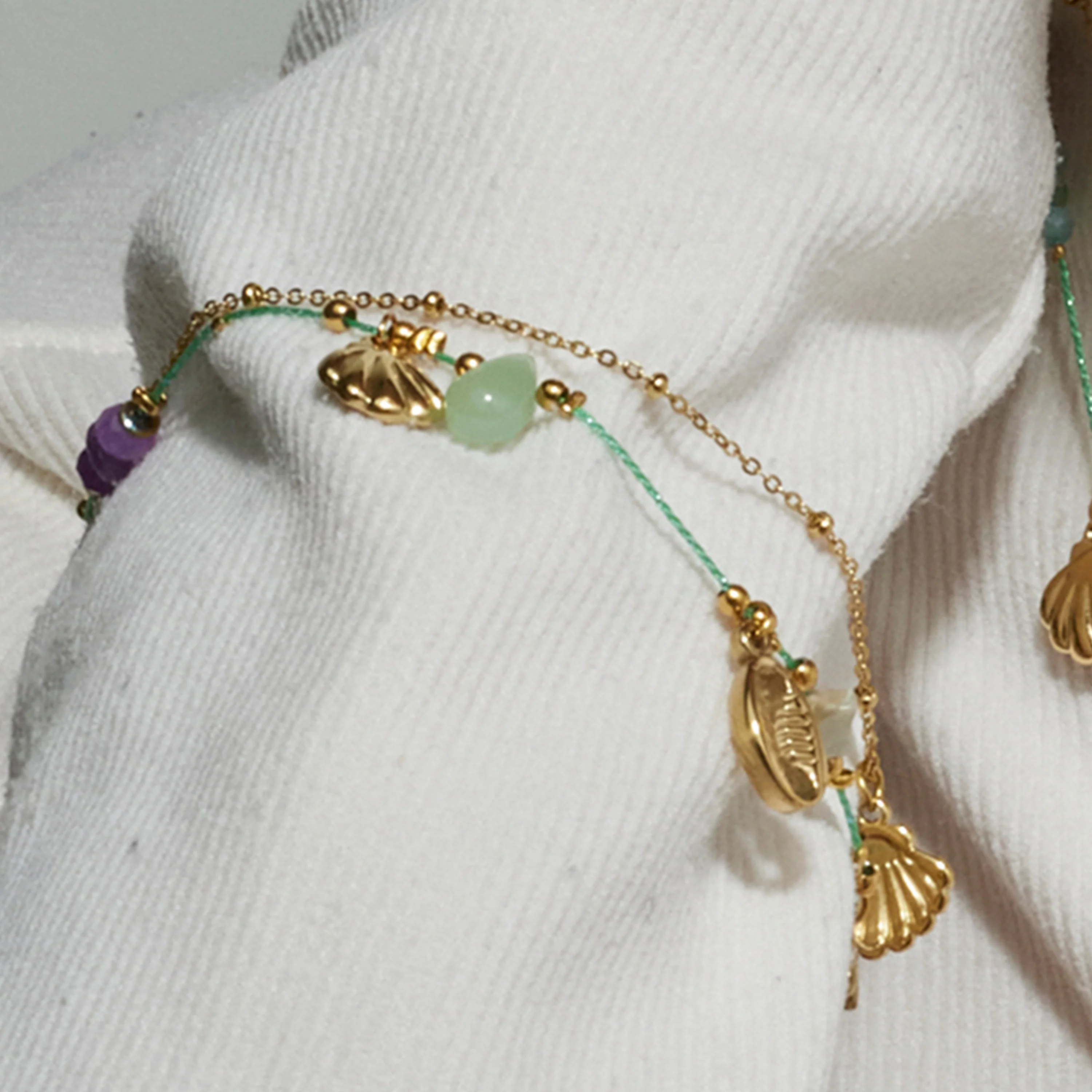 Pulsera con Cristal Multicolor acabado oro 18k - Kerad - Image 3