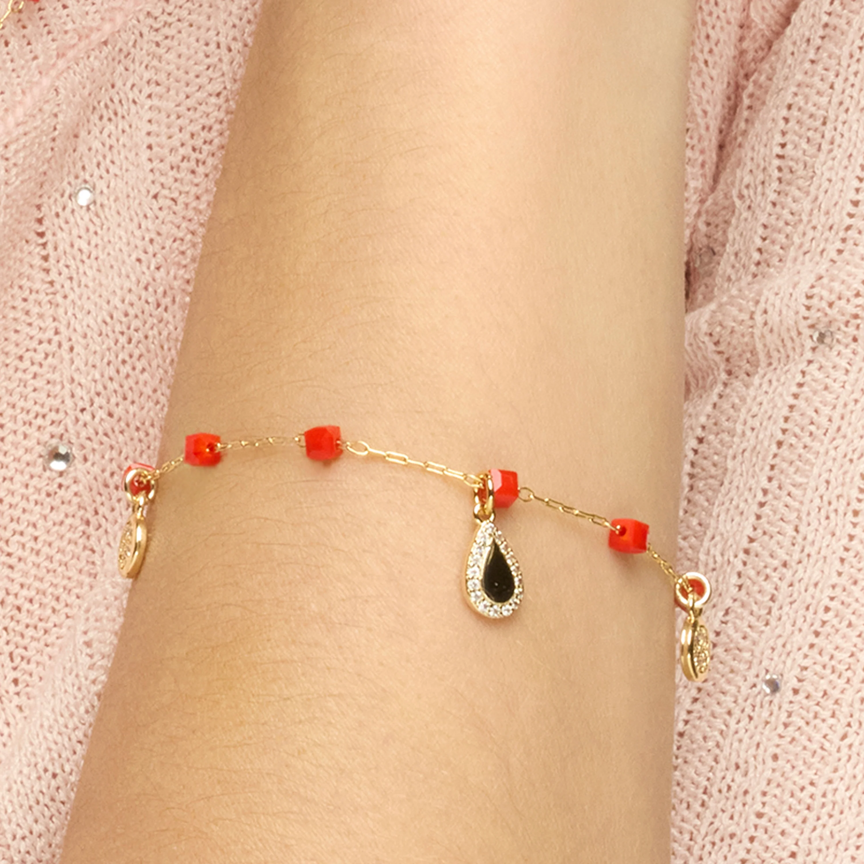 Pulsera de Plata de Ley 925 y Cristal Rojo acabado oro amarillo de 18k - Kirrio - Image 4