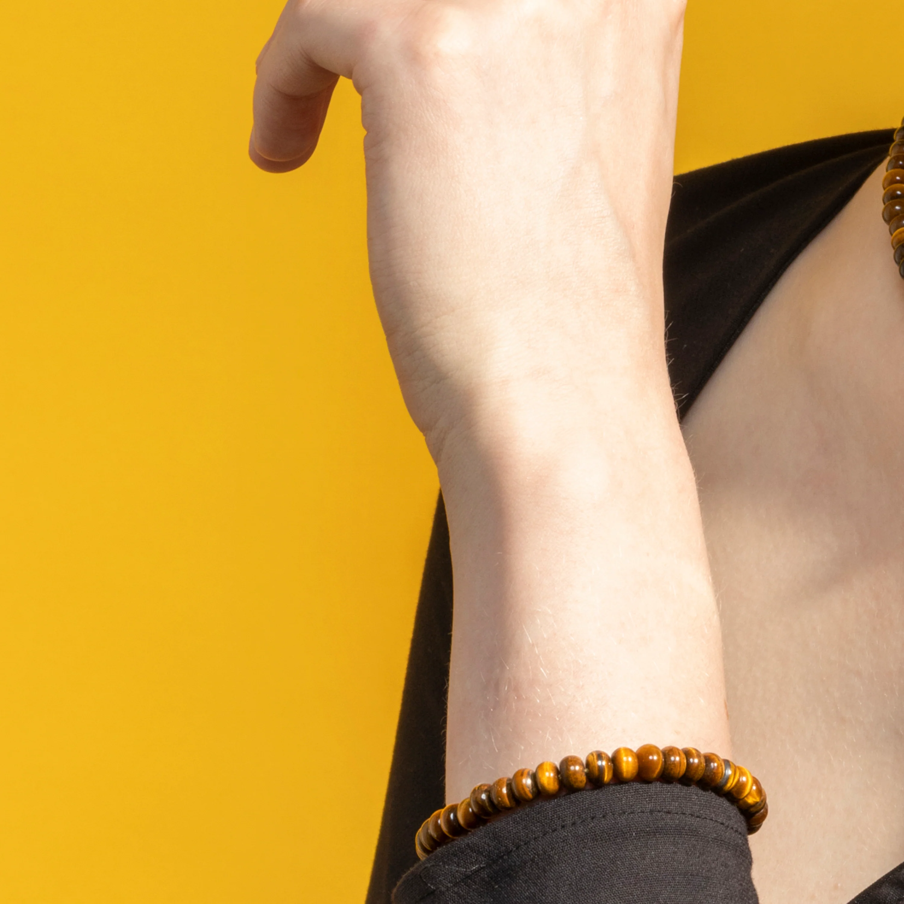 Pulsera con Ojo de Tigre acabado oro 18k - Lessy - Image 4