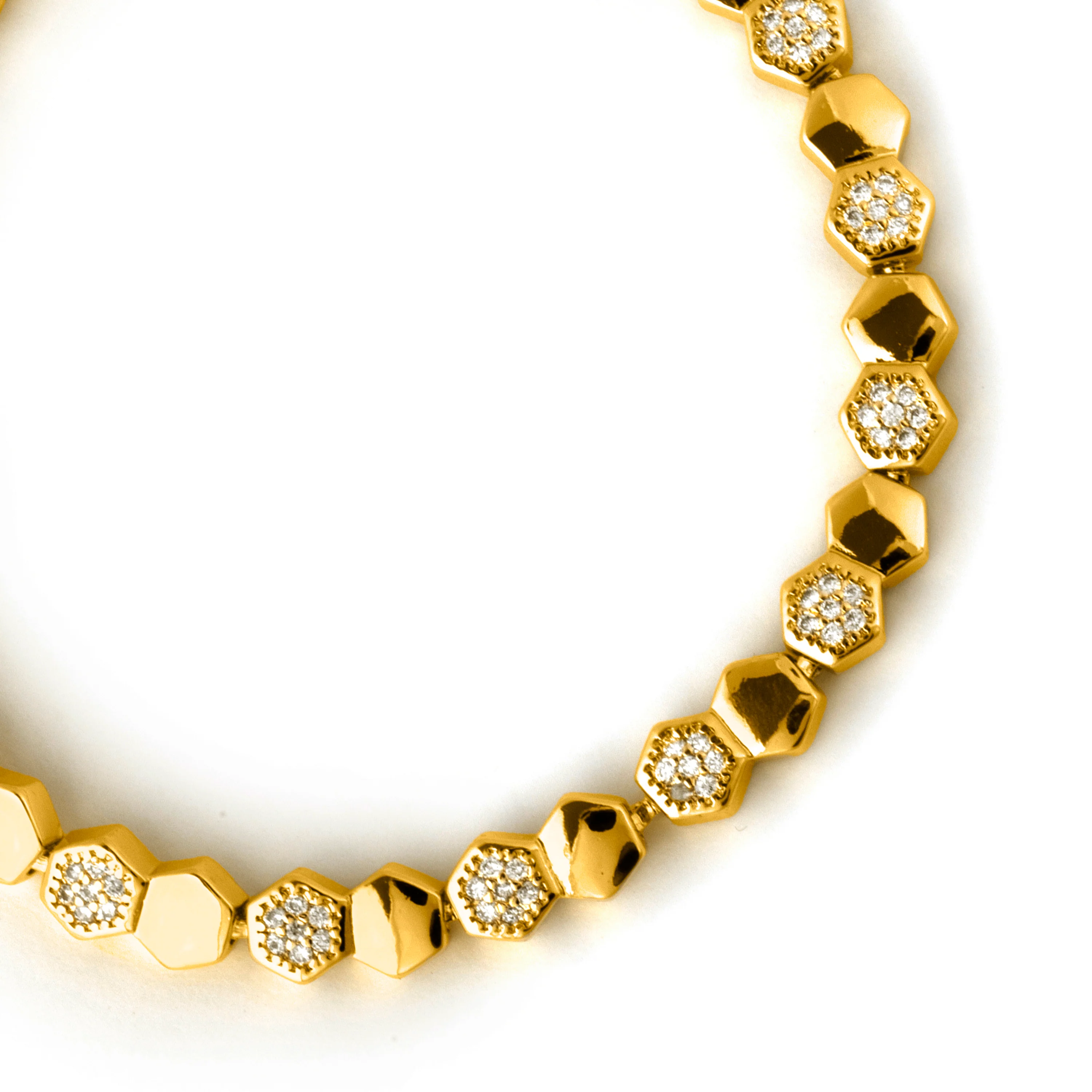 Pulsera de Circonita Brillante acabado en oro amarillo de 18k - Lyth - Image 3