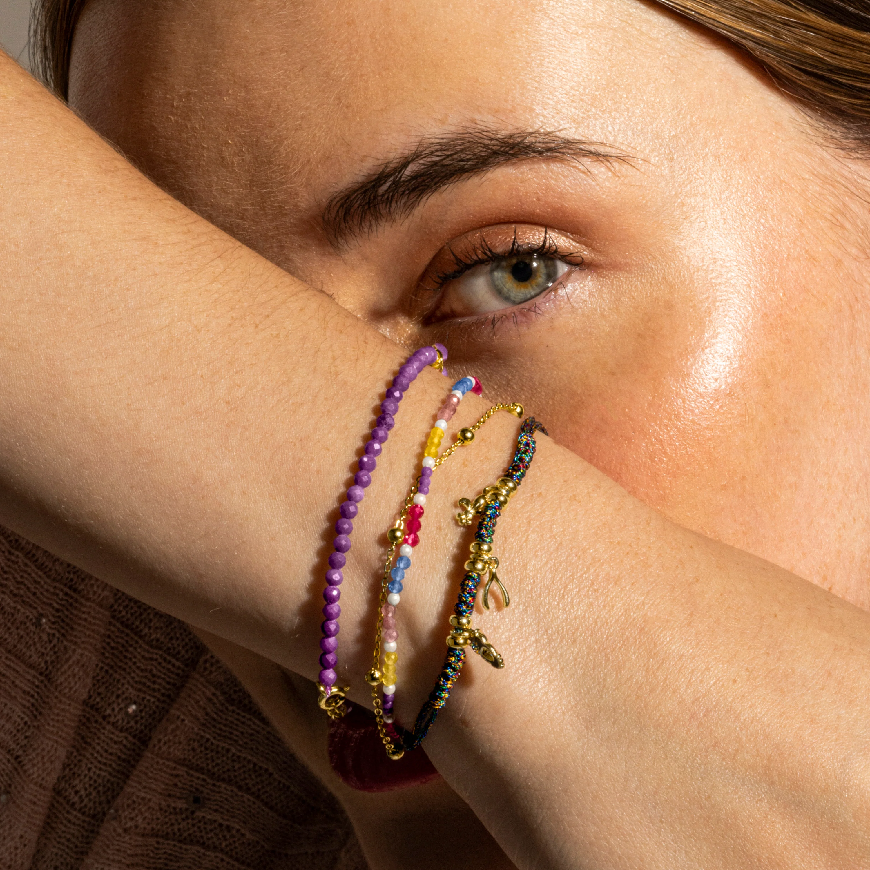 Pulsera de Plata de Ley 925 y Cristal Morado acabado oro 18k - Riccus - Image 4