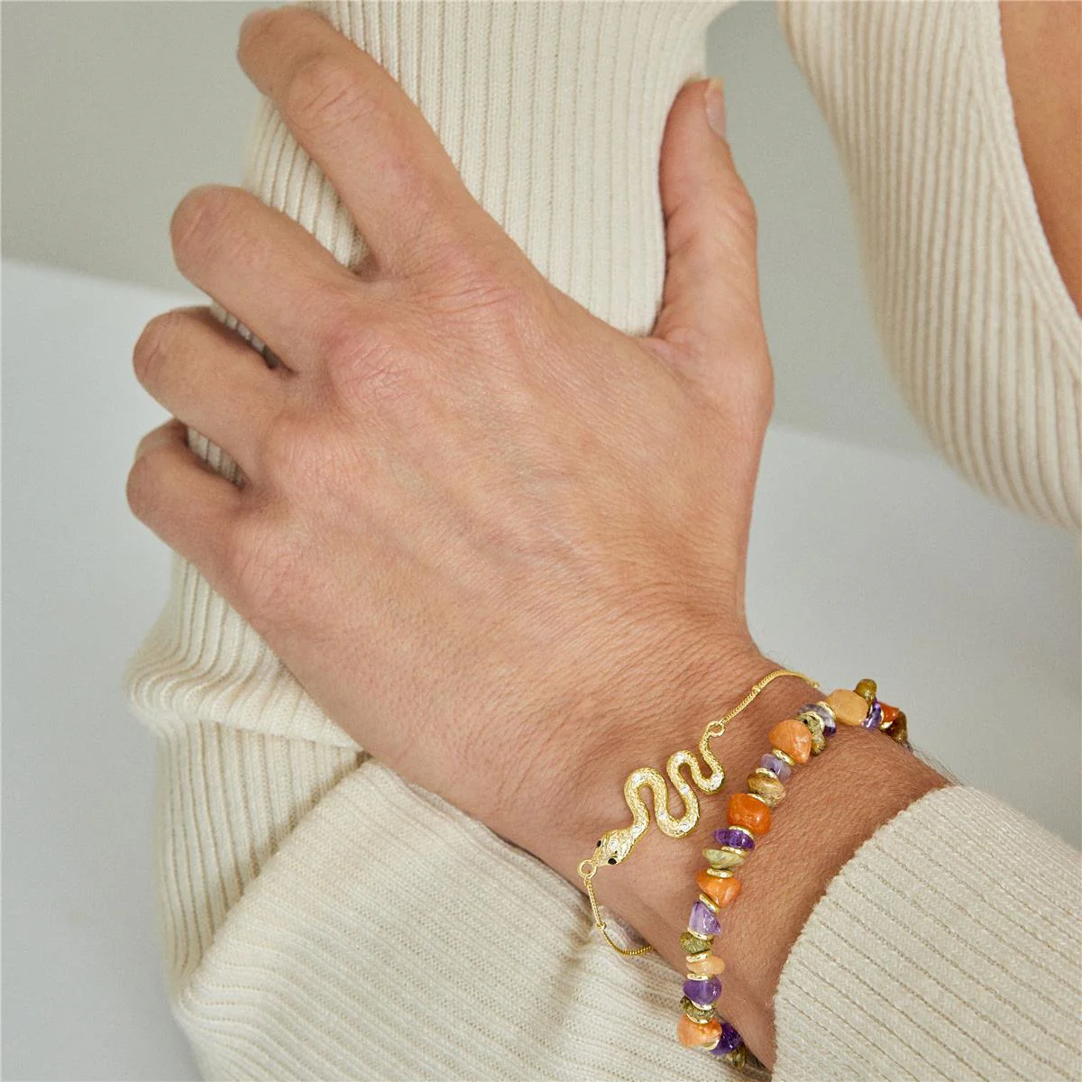 Pulsera Rixu acabado en Oro amarillo de 18 Kts. - Rixu MORADO - Image 3