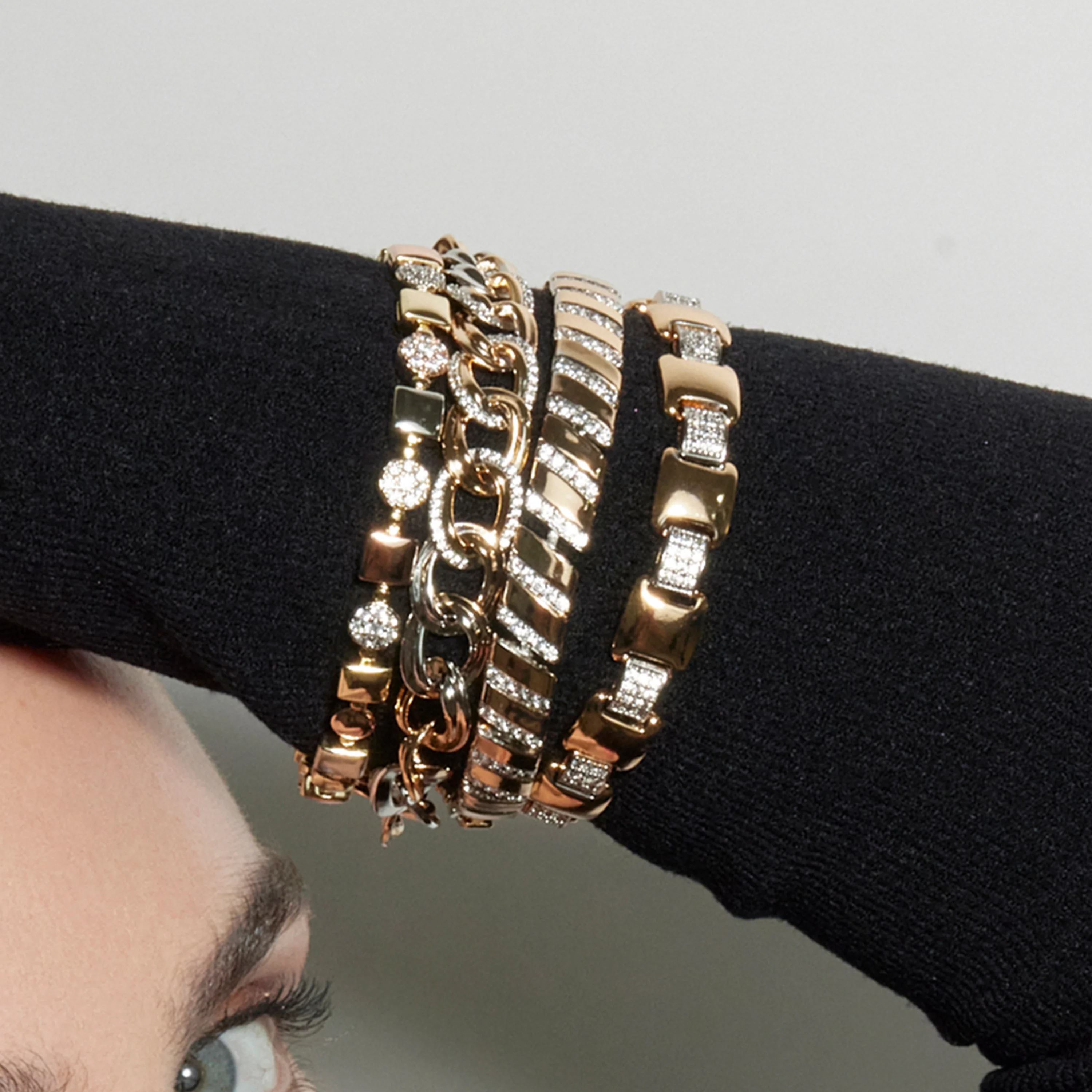 Pulsera con Circonita Brillante acabado oro 18k - Wenfre - Image 4