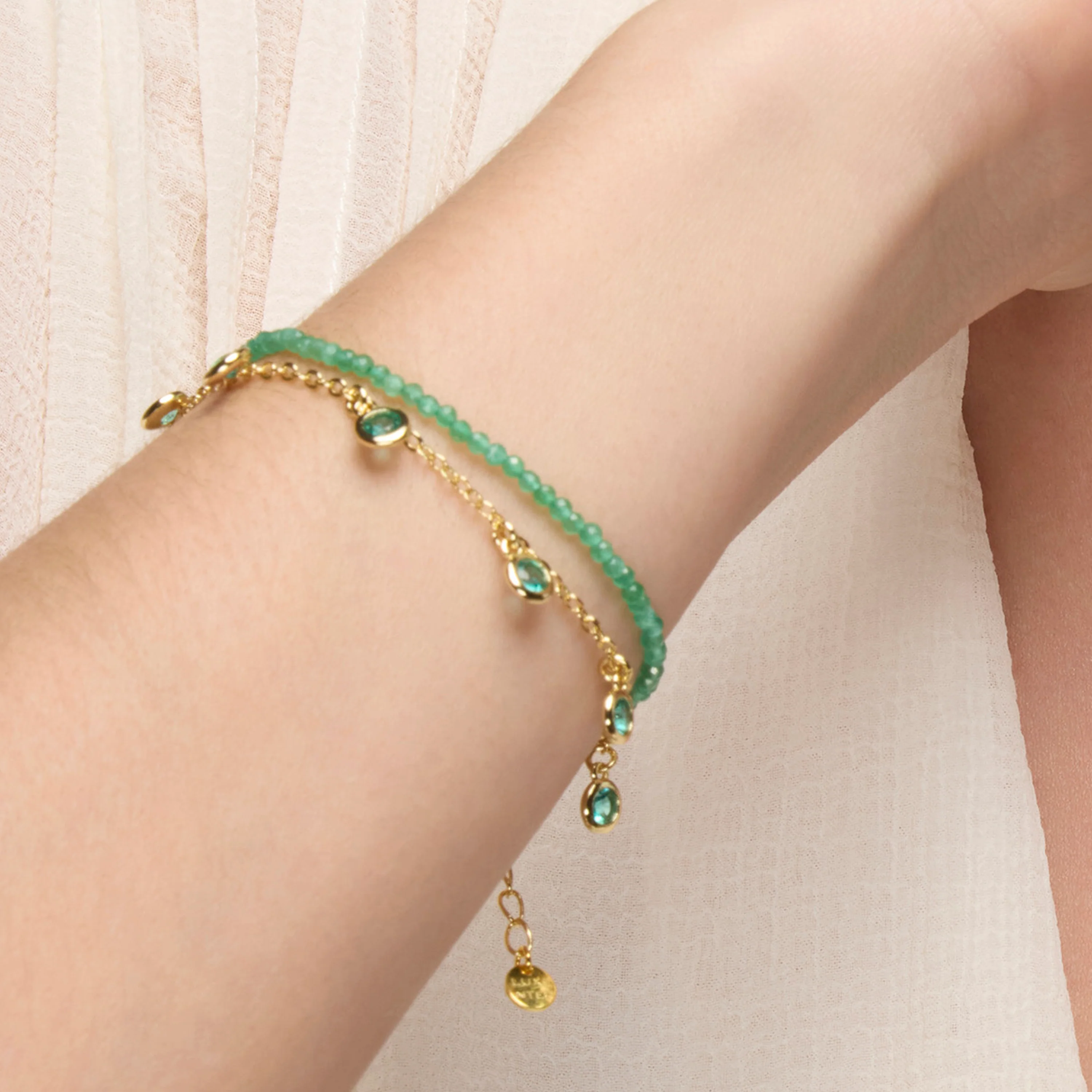 Pulsera de Plata de Ley 925 y Circonita Esmeralda acabado oro amarillo de 18k - Zaru - Image 4