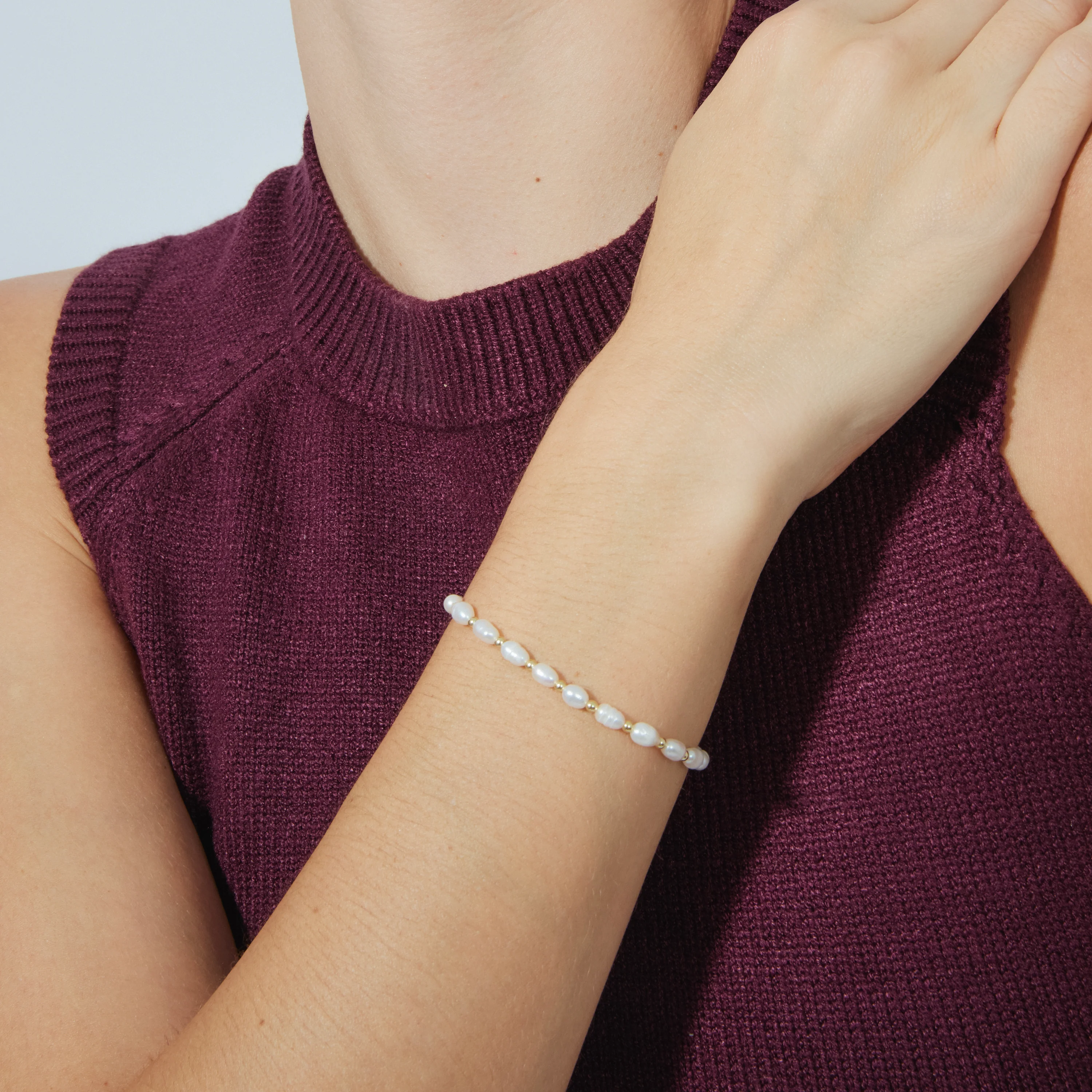 Pulsera de Plata de Ley 925 con Perla Blanca acabada en oro amarillo 18K - Zul - Image 4
