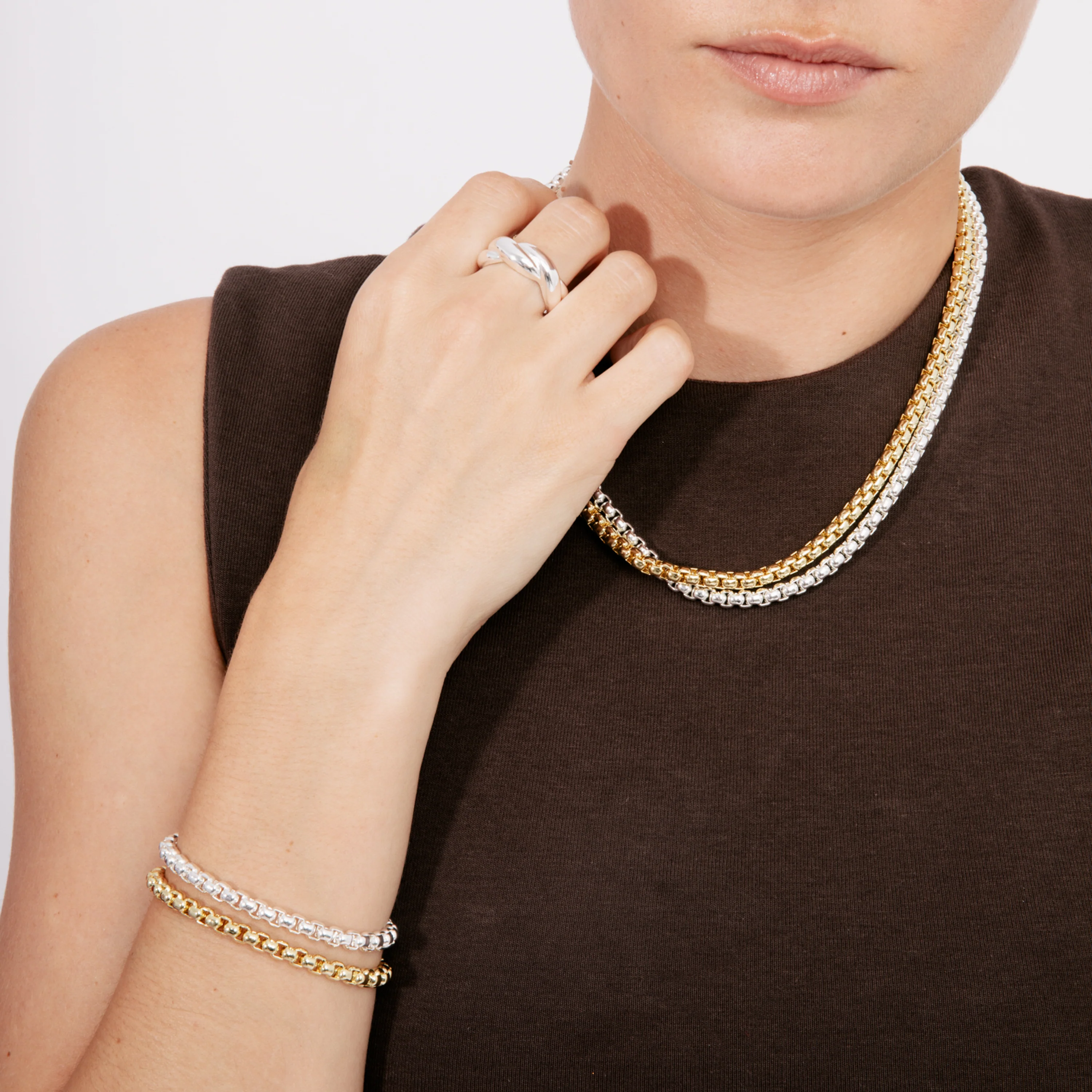 Pulsera acabado en oro amarillo de 18k - Zugiro - Image 2
